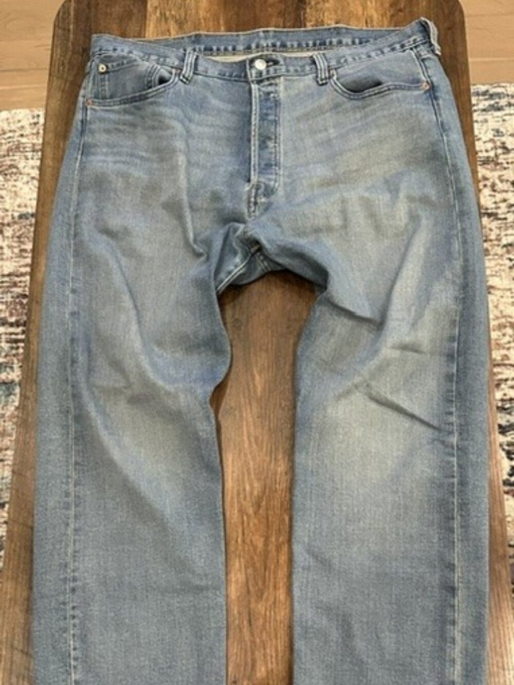 Levi's 501 Original Fit Jeans – Light Wash Straight Leg Denim – 38x30